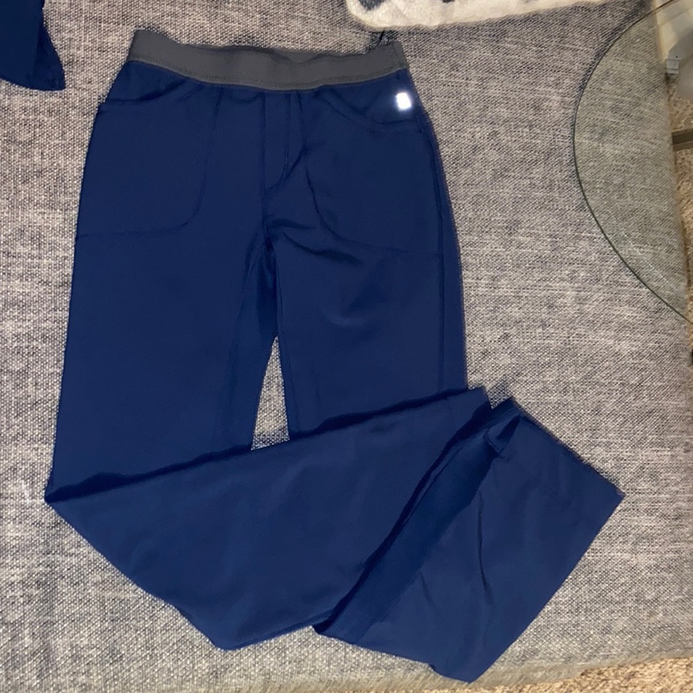 Infinity scrub pants XXS